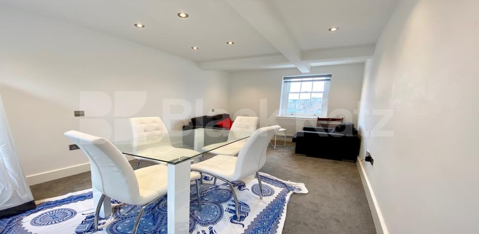 			NEWLY RENOVATED, 2 Bedroom, 1 bath, 1 reception Apartment			 Cloudesley Road N1, Angel